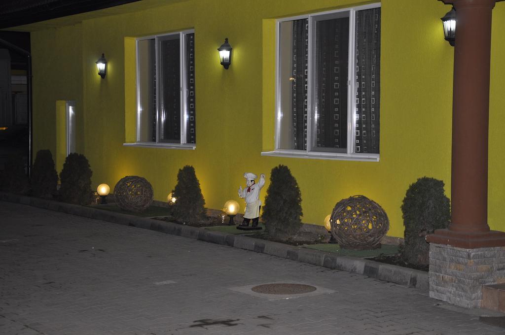 Hotel Edelweiss Mediaş Exterior foto