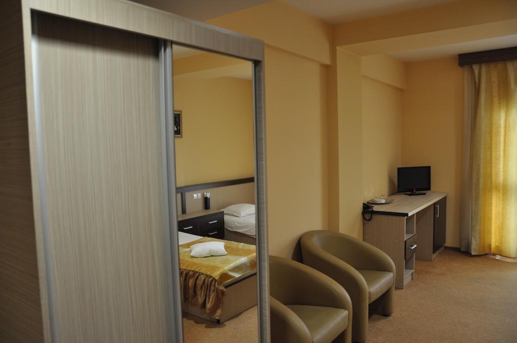 Hotel Edelweiss Mediaş Cameră foto