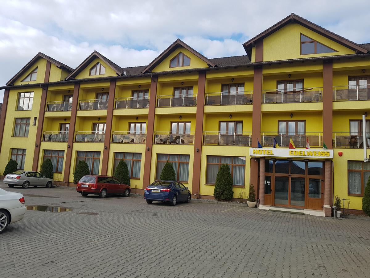 Hotel Edelweiss Mediaş Exterior foto