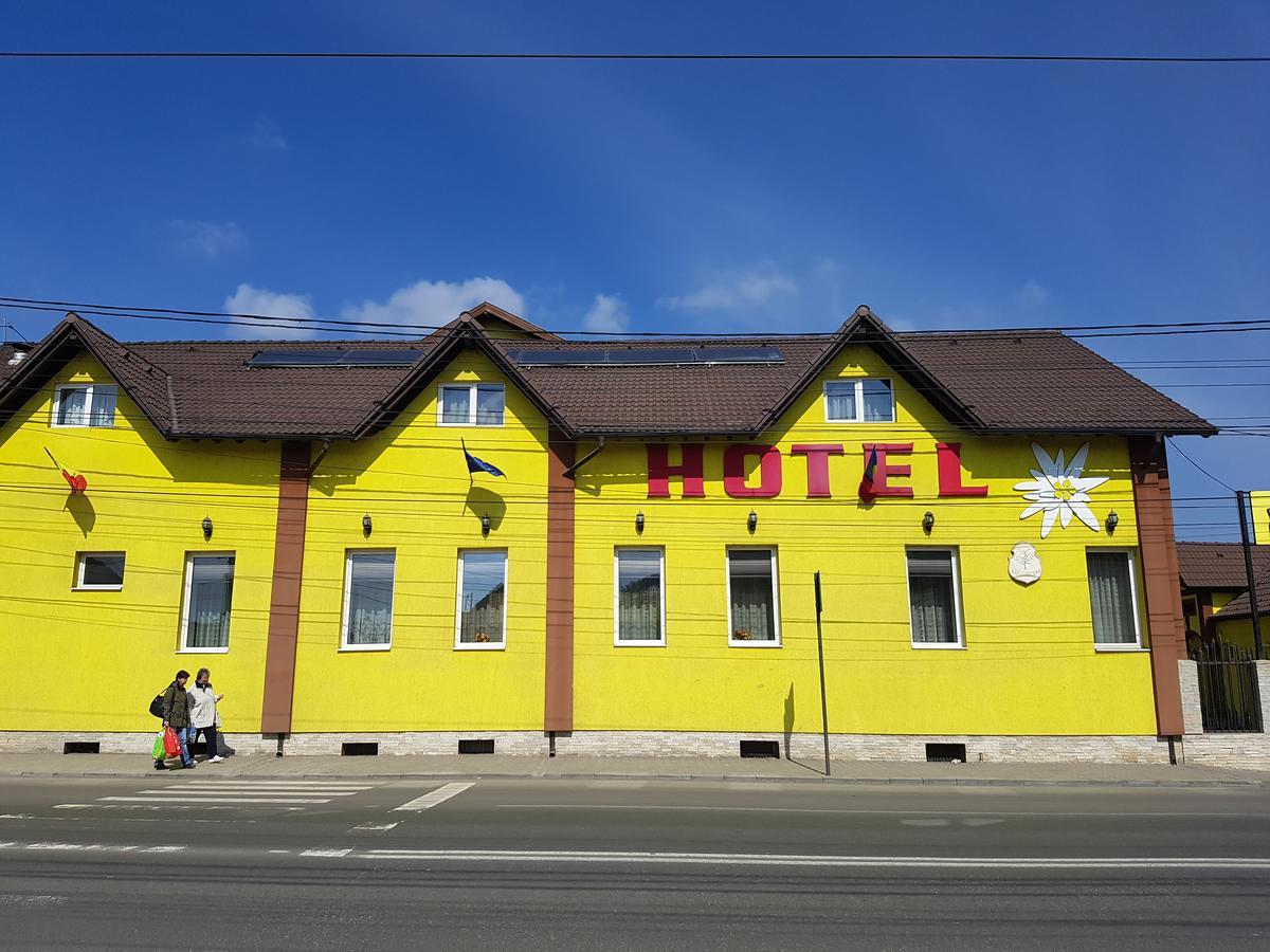 Hotel Edelweiss Mediaş Exterior foto